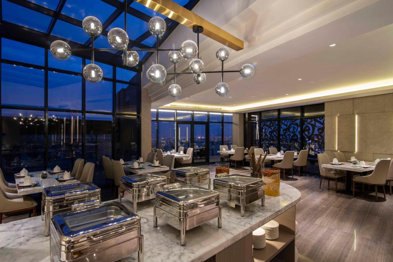 Waw Hotel Suites King Abdullah Road Riaad Buitenkant foto