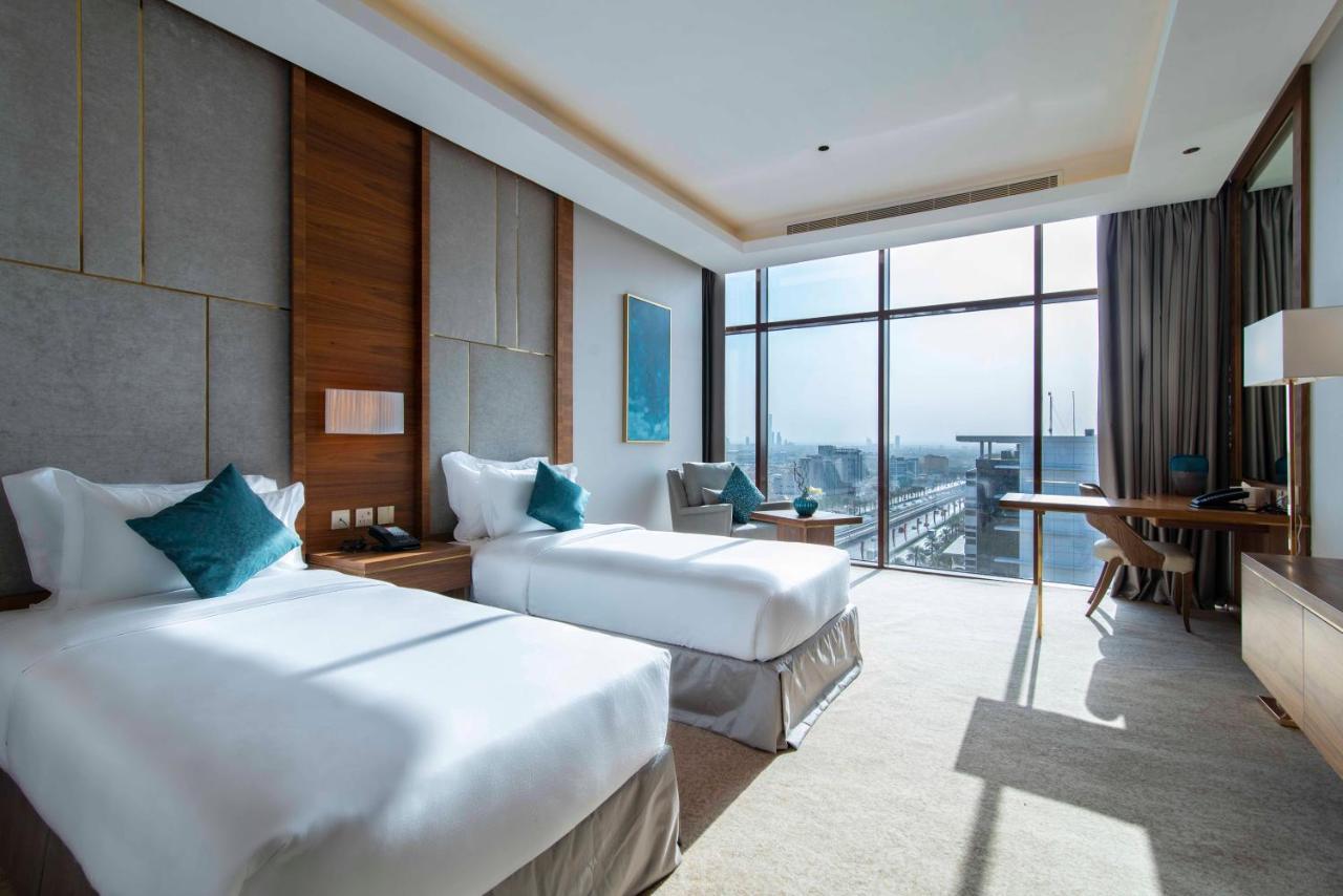 Waw Hotel Suites King Abdullah Road Riaad Buitenkant foto